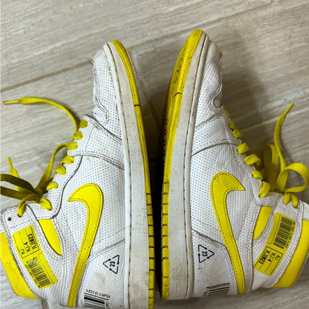 Jordan High Retro 1 First Class Flight Size 7m, 8… - image 1